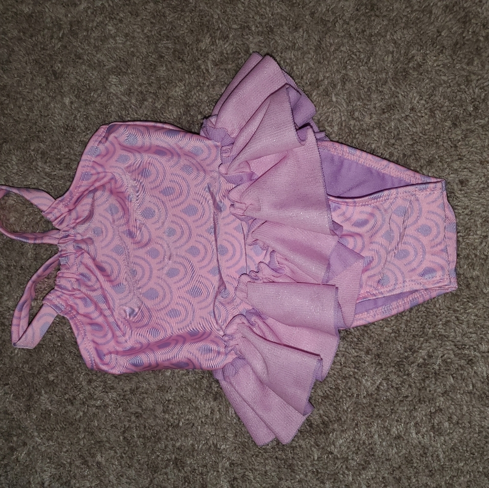 💜3/$10💜Girls Swimsuit